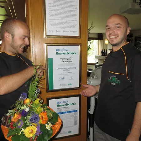 Gruener Baum Mit Restaurant & Wellness