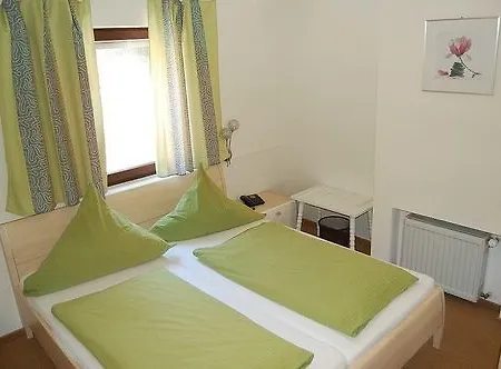 Hotel Gruener Baum Mit Restaurant & Wellness Hotel Oberzent