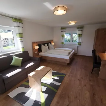 Gruener Baum Mit Restaurant & Wellness Hotel Oberzent