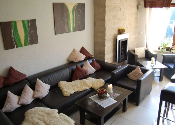 Hotel Gruener Baum Mit Restaurant & Wellness