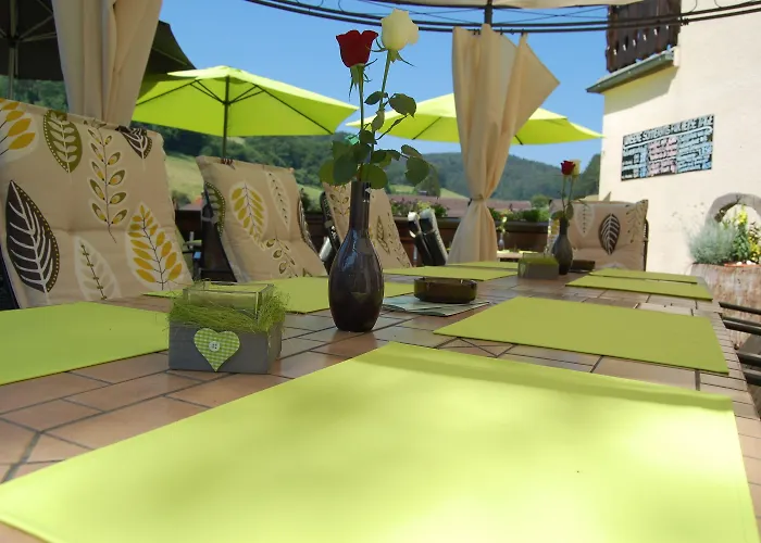 Gruener Baum Mit Restaurant & Wellness