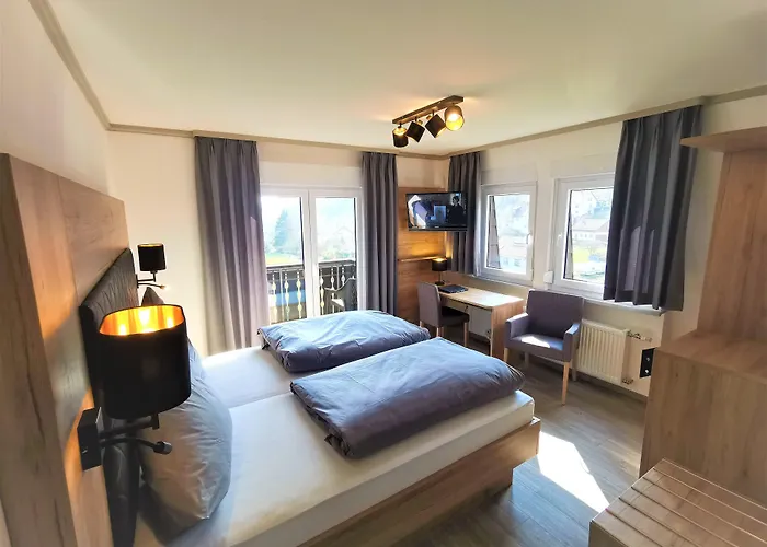 Hotel Gruener Baum Mit Restaurant & Wellness Oberzent