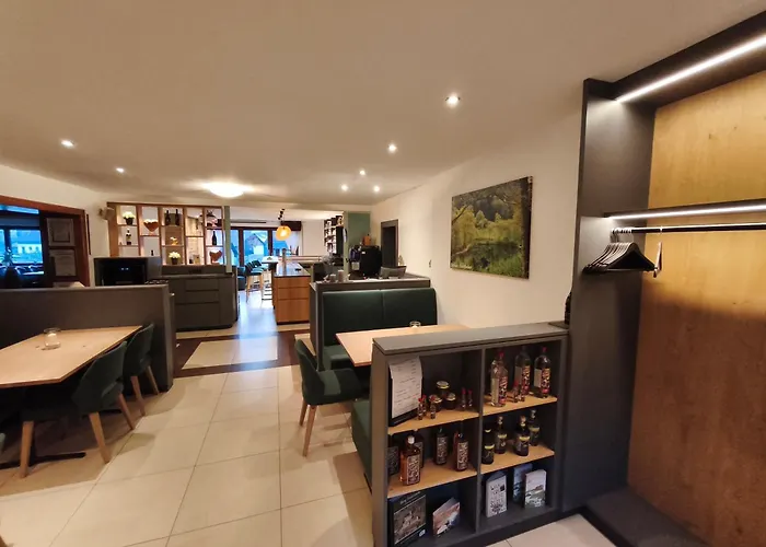 Gruener Baum Mit Restaurant & Wellness